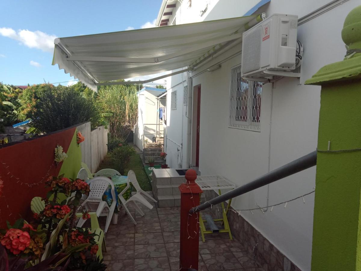 La Casa Binecha Avec Jacuzzi Villa Baillif Dış mekan fotoğraf