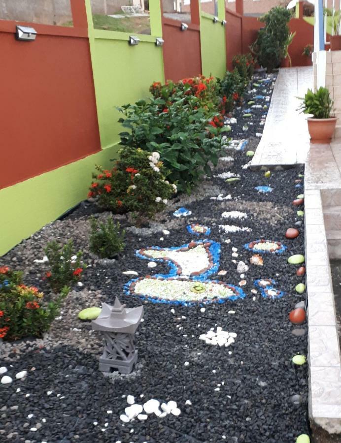 La Casa Binecha Avec Jacuzzi Villa Baillif Dış mekan fotoğraf